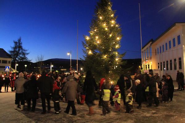 Juletregang - Julegrantenning 2010